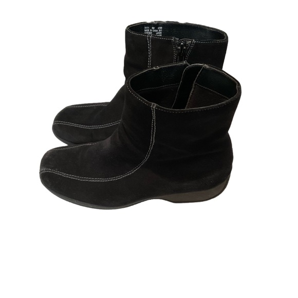 Clark’s Ashlyn Women’s Black Suede Leather Ankle Boot/Bootie Size 10M - Picture 4 of 10